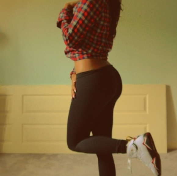 WOMEN'S AIR JORDAN 7 RETRO 'CARDINAL' - Picture 4 of 16